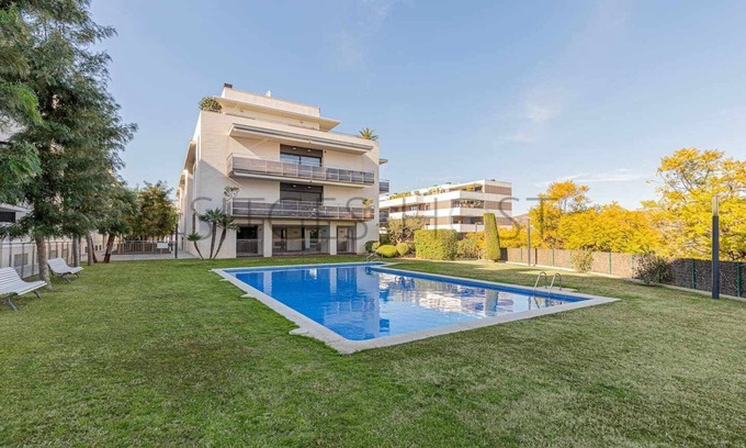 Sitges Apartamento | Sitges PORT - Con piscina, a 5 minutos de la playa