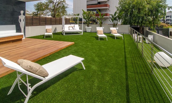 Vallpineda Apartamento | Sitges Spaces Garden Paradise 3 bedroom, 3 bathroom, huge PRIVATE garden-terrace, pool- sleeps up to 8