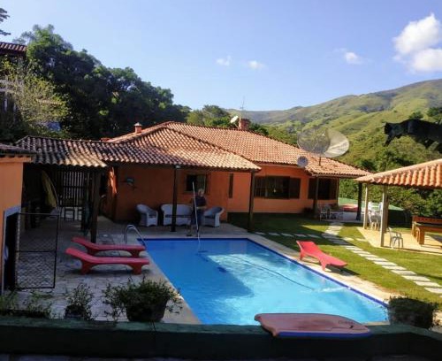 Miguel Pereira Casa | Sitio maravilharara