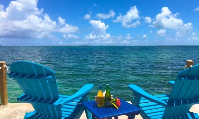 Nassau Casa | Situated on the Ocean Jacaranda Bay Villa