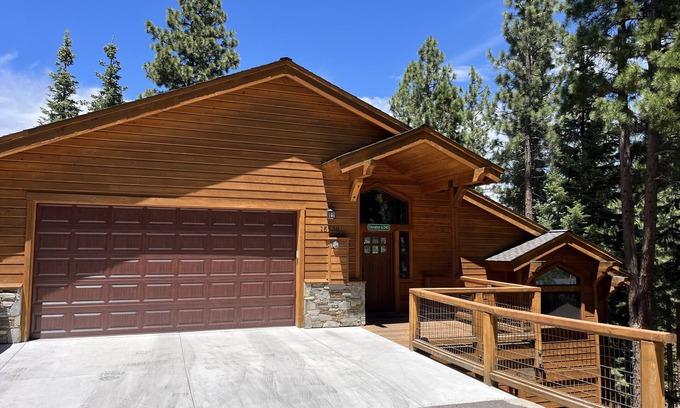 Truckee Casa | Six-story home among the pines with multiple fireplaces, decks & pool table