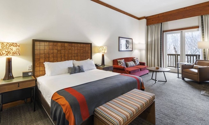 Stowe Area Apartamento | Ski in/out! Large Studio in Lodge at Spruce Peak
