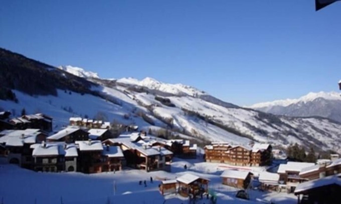 Les Avanchers-Valmorel Apartamento | 100m de los comercios, 4.o piso, vista pistas, balcón, tv, local para esquís, 73m², Valmorel