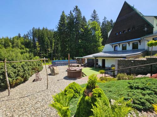 Stare Hamry Hotel | Ski park Gruň