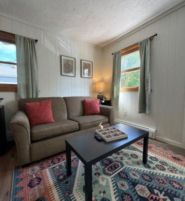 Bessemer Casa | Skiing in Style at Powderhorn Mountain