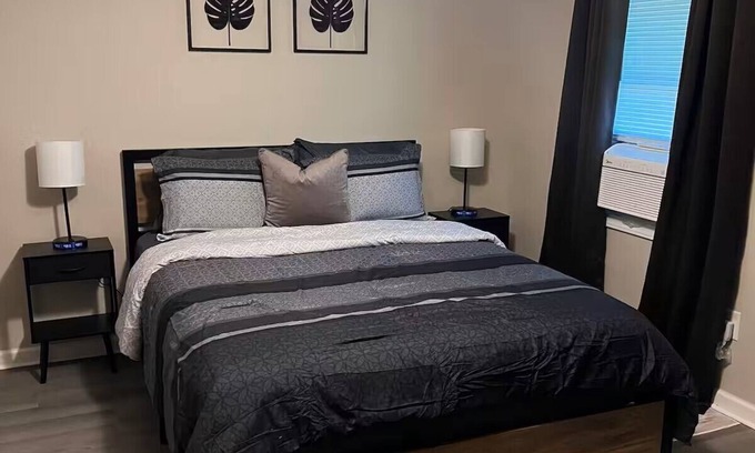 Rockingham Apartamento | Skipper 3- Charming 1-bedroom apartment in Rockingham with WiFi, AC
