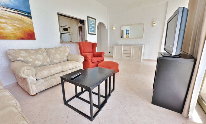 Marbella Seafront Promenade Apartamento | Skol 335 - Fantastic South-Facing Beachfront Apartment