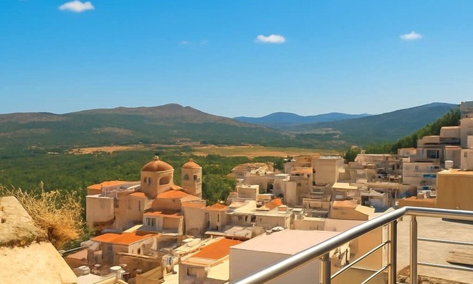 Viannos Apartamento | Skordalos Maisonette - Crete Rustic Nest