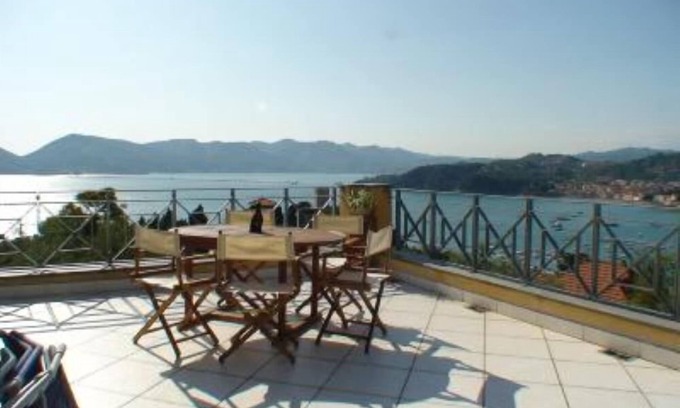 Lerici Casa | Sky & Elephant - A property Unique