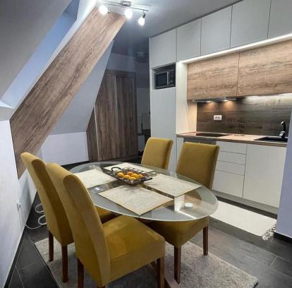 Lisina Apartamento | SKY PEAK KRALJEVI ČARDACI APARTMENT