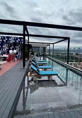Rohrmoser Apartamento | SkyGarden Nunciatura Luxury Apartment #705