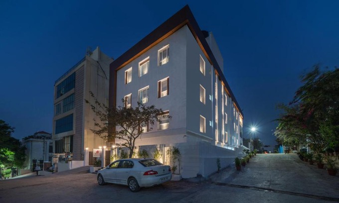 Jubilee Hills Hotel | SKYLA Studios & Suites - Jubilee Hills