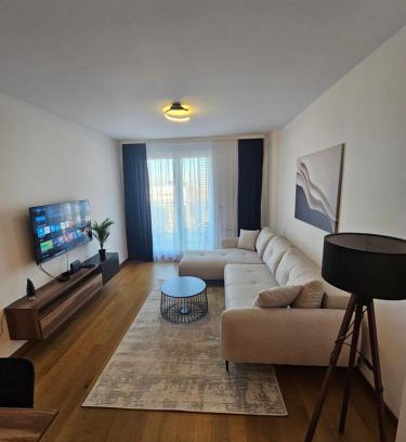 Novi Sad Apartamento | Skyline Cozy Suites