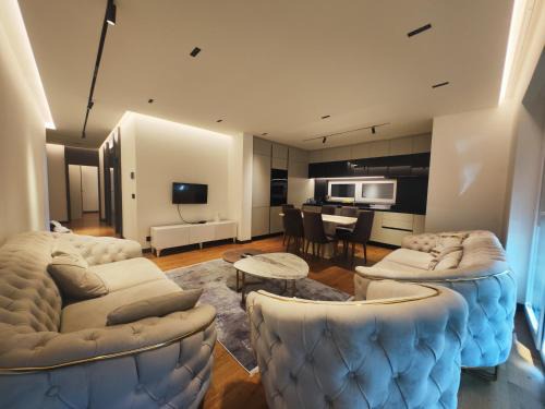 Pejë Apartamento | Skyline Exclusive