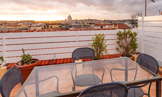 Prati Apartamento | Skyline Penthouse with Private Rooftop