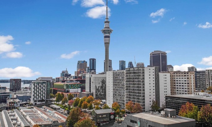 Auckland Central Business District Apartamento | Skyline Serenade Apt with SkyCity View and Parking