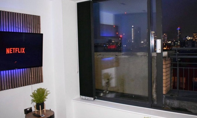 Bordesley Apartamento | Skyline Views - Penthouse - Super Kingsize Bed