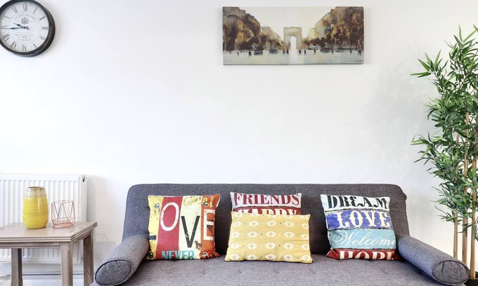 Stevenage Casa | Skyvillion Home in Stevenage