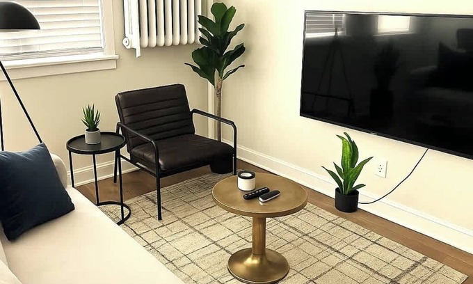 Evanston Apartamento | Sleek and cozy 1BR Apartment
