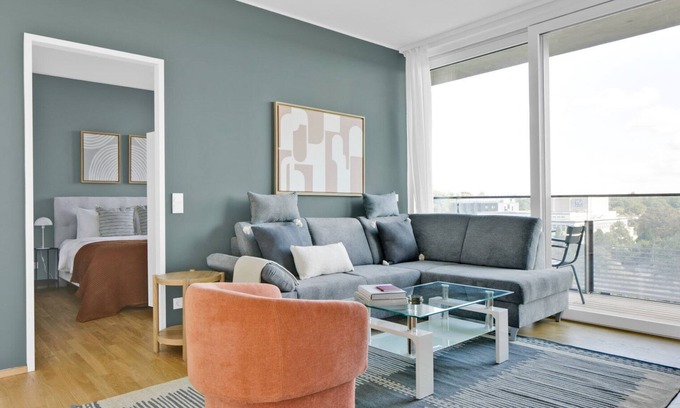 Erdberg Apartamento | Sleek Landstraße 1BR w/ Elevator & Rooftop Pool, near U3, by Blueground