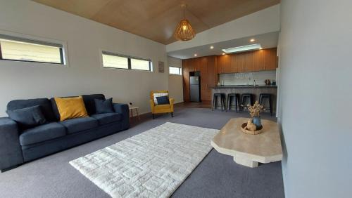 Saint Kilda Casa | Sleek Suite By The Sand 2-bedroom