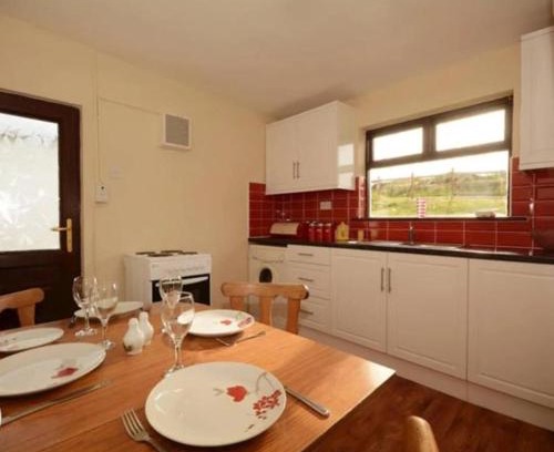Ardara Casa | Sleep 6 Cottage -PetsOK SelfCheck-In FreeParking