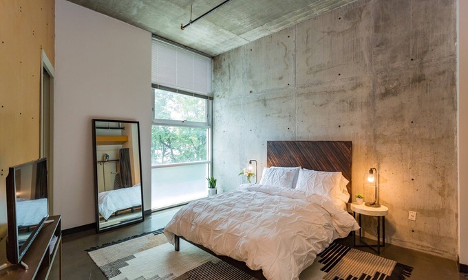 The Gulch Apartamento | Sleep 6! Stylish Loft Near Broadway!