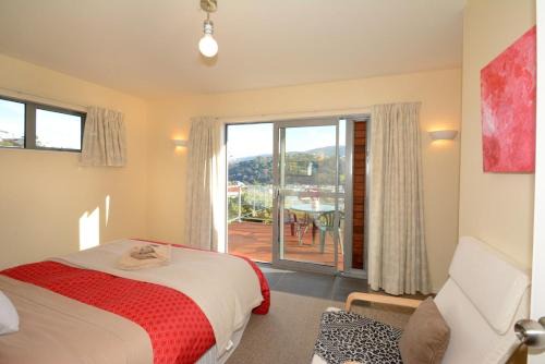 Dunedin Cama Y Desayuno | Sleep on the Steepest Street in the World!