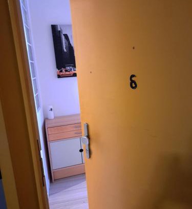 Ilot Sacre Apartamento | Sleepover City Center