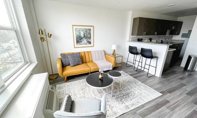 Corryville Apartamento | Sleepover: Stunning 1BD/1BA + Gym - Cincinnati