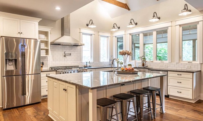 Whispering Pines Casa | Sleeps 10! Whispering Pines