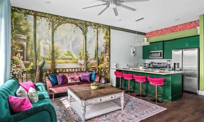 Hadley - Washington Casa | Sleeps 12+ | 3m Broadway | Rooftop | 4BR Glam Stay