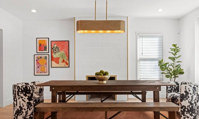 Detroit Casa | Sleeps 16 - Trendy Area - 10 Mins to Downtown