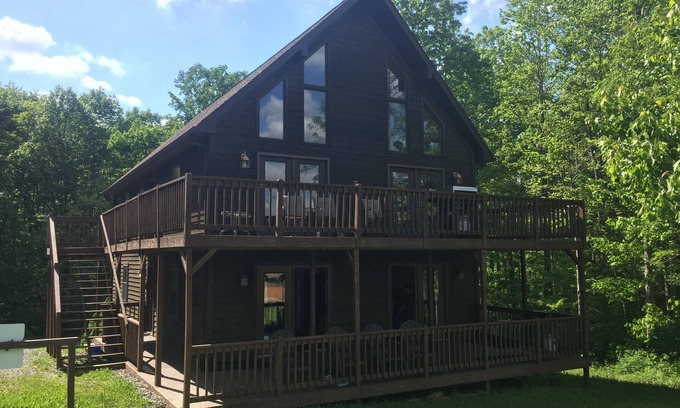 Fayetteville Casa | Duerme 20 más. Cabina asequible cerca de New River Gorge Rafting y escalada