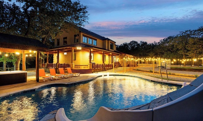 Fort Worth Casa | Coming Soon: Lone Star Courts and Sports