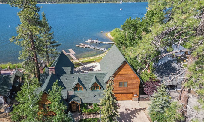 Big Bear Lake Casa | Sleeps 23 | 2 Lakefront Homes, Private Dock+Beach, Hot Tub, Fire Pit, Deck Views