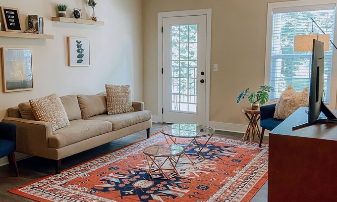 Algood Apartamento | Este apartamento de dos dormitorios recientemente construido se encuentra a las afueras de Cookeville, TN