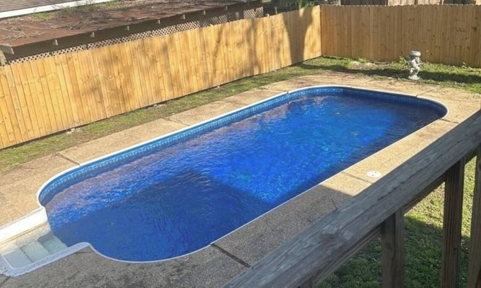 Redwood Casa | Sleeps 6 - Private Pool - Lake Views - End of the Road Lakehouse