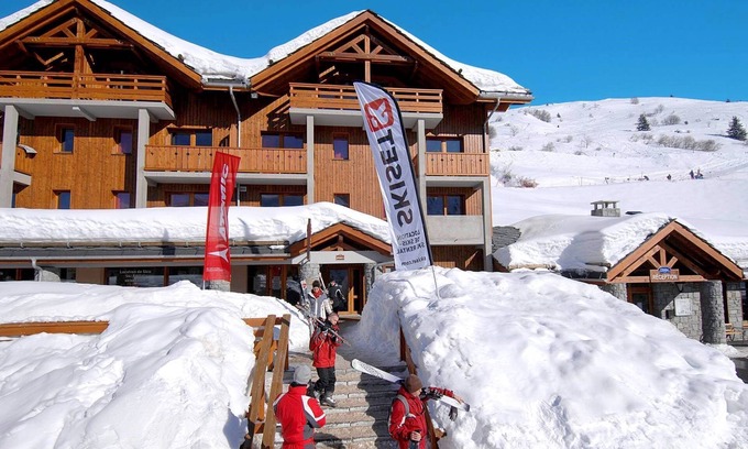 Valmeinier Condominio | Sleeps 8 | 2BR Chalet in Prime Ski Location!