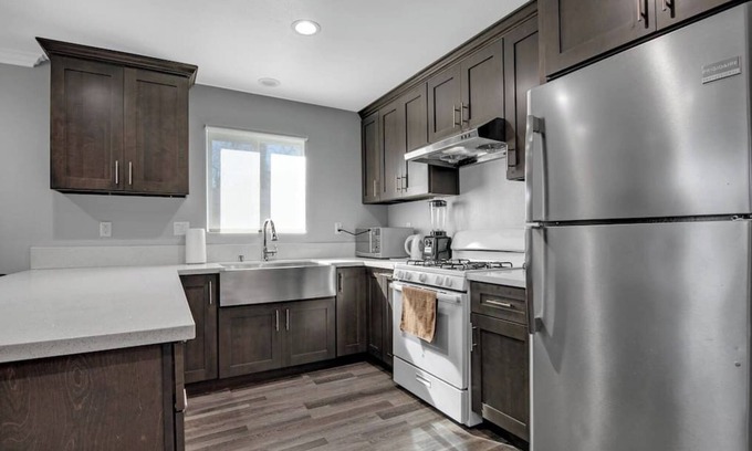 Rosemead Casa | Newly Built 3 Bedroom house near DTLA=Pet OK=Sleeps 8