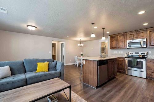 Vineyard Apartamento | Sleepy Ridge Apt in Vineyard/Orem (Sleeps 6)