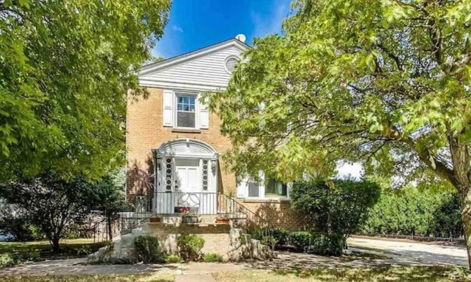 Evanston Casa | Sleepy Sanctuary