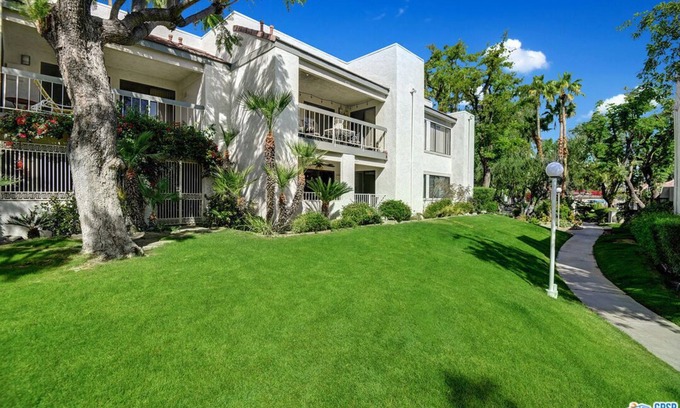 Racquet Club Estates Condominio | Slice of Paradise