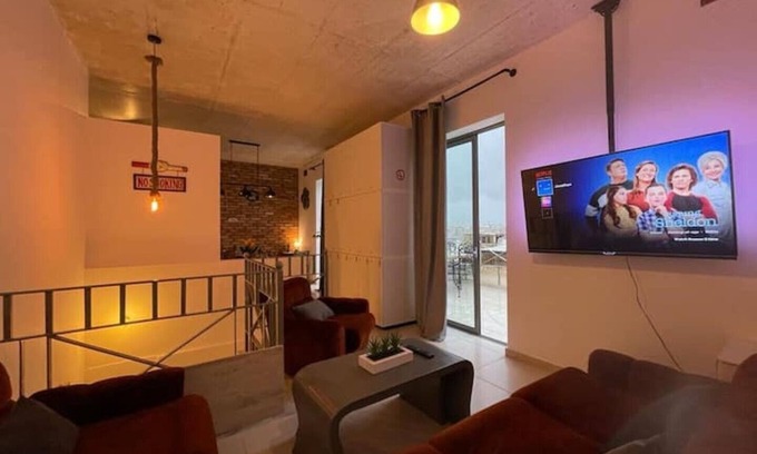 Mosta Casa | Sliema Cozy Industrial Townhouse