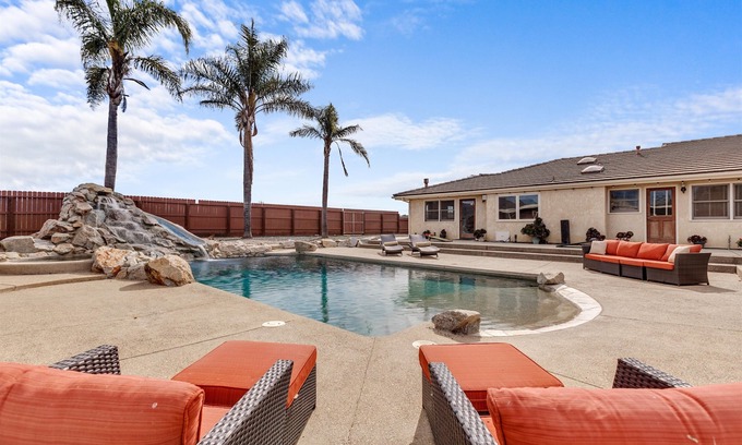 San Luis Obispo Casa | SLO Living At The Gateway To Edna Valley.