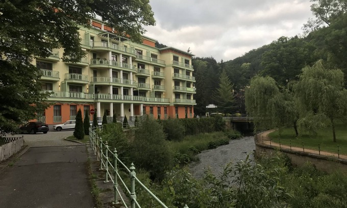 Karlovy Vary Apartamento | Slunecni lazne