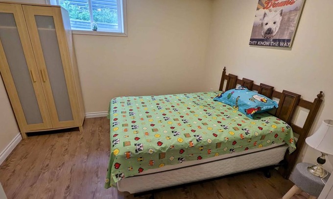 Regina Casa | Small and cozy basement suite
