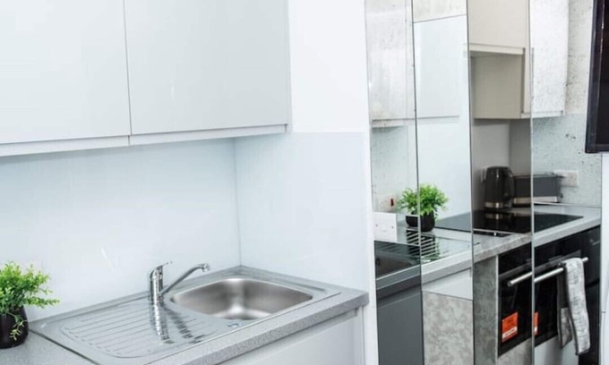 Kensal Green Apartamento | Small But Cozy Studio, Great Tube Connection