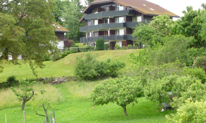 Thollon-les-Memises Apartamento | Pequeño capullo entre lago y montañas