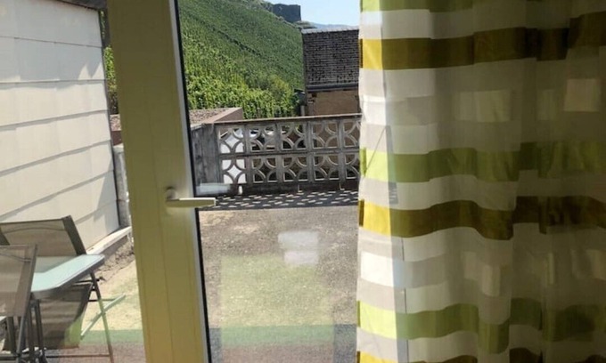 Zeltingen-Rachtig Apartamento | Small cozy studio 1 near the Moselle